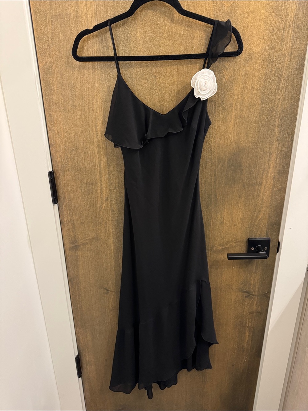 Wilfred Black One-Shoulder Ruffle Slip Dress with White Flower